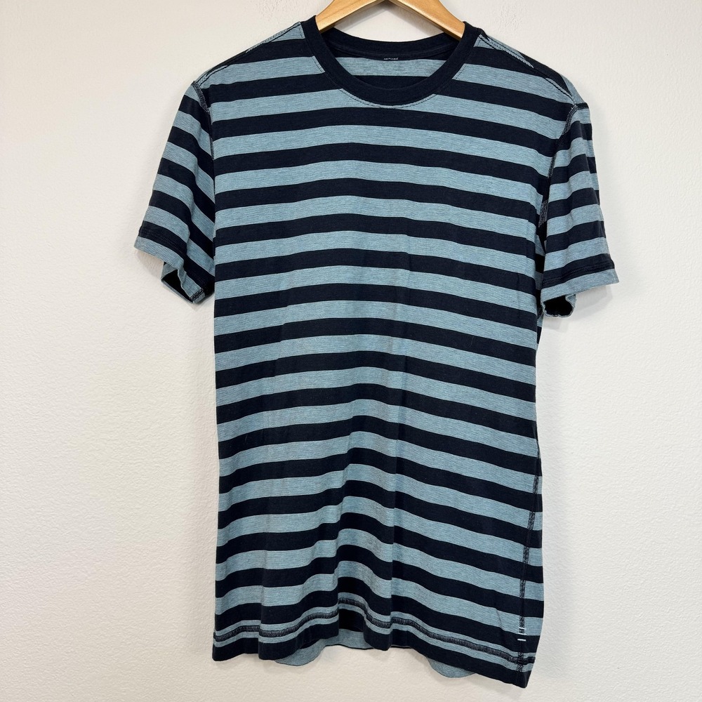 Lululemon Shirt Mens Small Med Blue Navy Striped Logo Crewneck Short Sleeve Tee